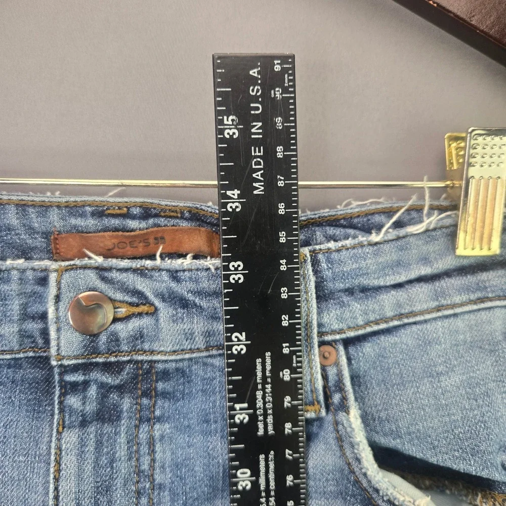 Joe's Jeans Slim Crop Distressed Denim 31 Blue Ripped Frayed Hem Light Wash